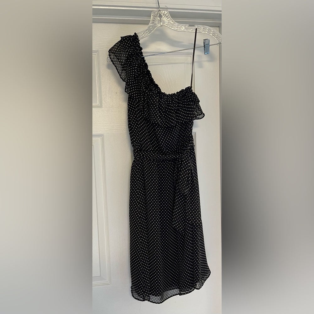 Woman’s Hagel Brown With With White Polka Dots One Shoulder Dress